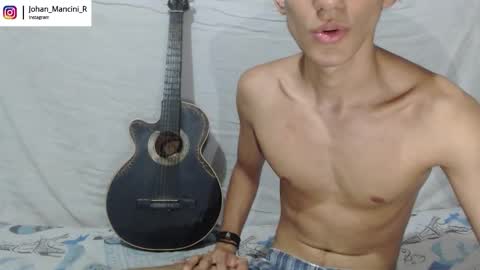 Snapshot of johan_mancini_r chatting on 4, 12, 2025 johan_mancini_r online show from 4, 12, 2025