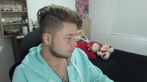 JOHAN independient model online show from 8, 3, 2025