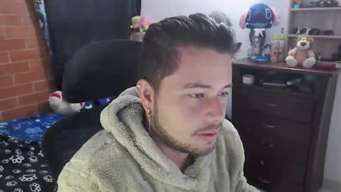 Snapshot of johanleonsweetboy chatting on 18, 3, 2026 JOHAN independient model online show from 18, 3, 2026