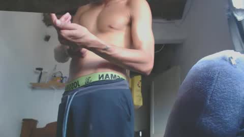 Snapshot of johantorres19 chatting on 12, 1, 2025 johantorres19 online show from 12, 1, 2025