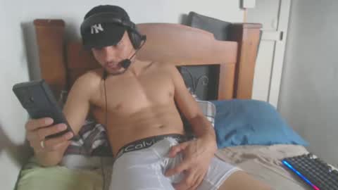 Snapshot of johantorres19 chatting on 6, 2, 2025 johantorres19 online show from 6, 2, 2025