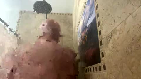 Snapshot of john40a chatting on 13, 12, 2024 John online show from 13, 12, 2024