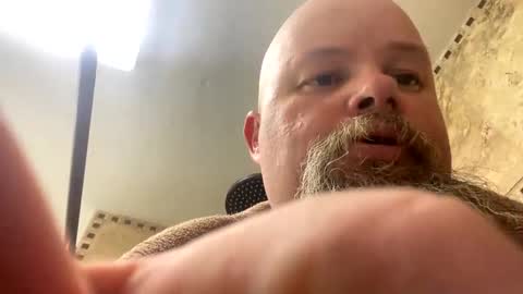 Snapshot of john40a chatting on 14, 1, 2025 John online show from 14, 1, 2025