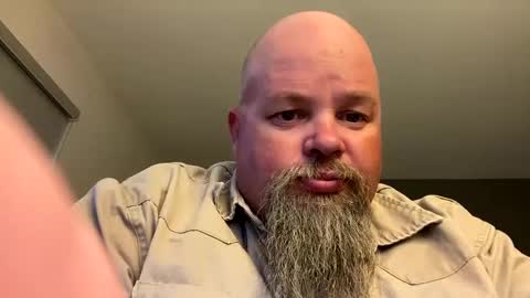 Snapshot of john40a chatting on 11, 3, 2025 John online show from 11, 3, 2025