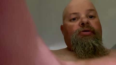 Snapshot of john40a chatting on 11, 3, 2025 John online show from 11, 3, 2025