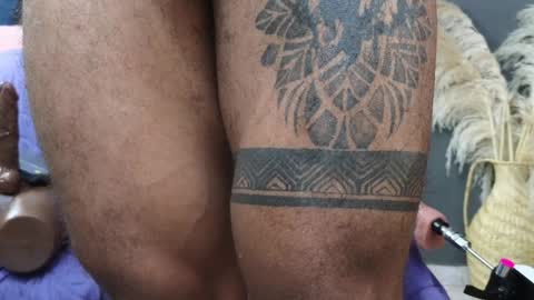 Snapshot of john_and_louis chatting on 17, 1, 2025 John online show from 17, 1, 2025