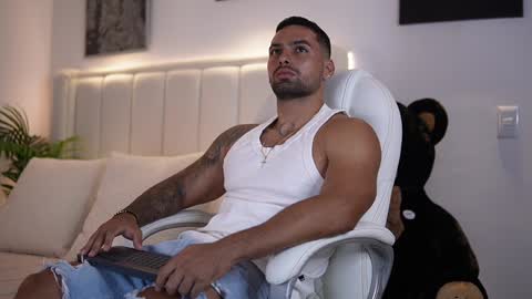 john online show from 12, 12, 2024