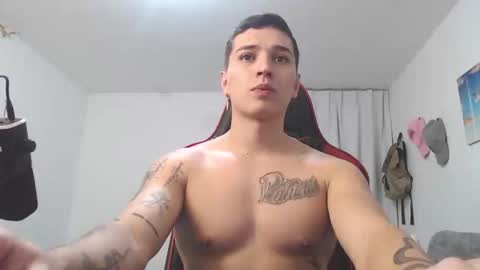 Snapshot of john_s117 chatting on 19, 4, 2026 JOHN online show from 19, 4, 2026