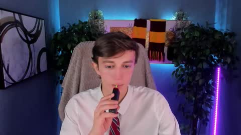 Snapshot of john_weasley chatting on 21, 11, 2025 John online show from 21, 11, 2025