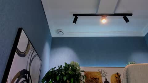 Snapshot of john_weasley chatting on 30, 11, 2025 John online show from 30, 11, 2025