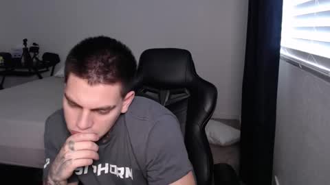 Snapshot of johnafterdark chatting on 5, 1, 2026 JAXX online show from 5, 1, 2026