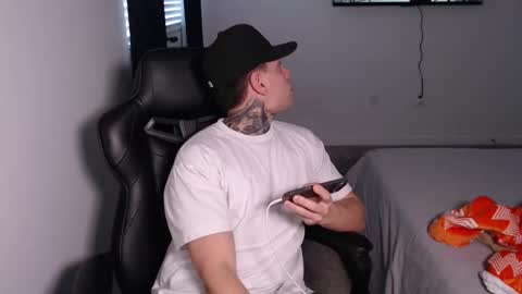 Snapshot of johnafterdark chatting on 11, 1, 2026 JAXX online show from 11, 1, 2026