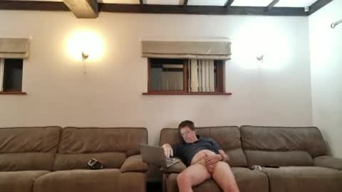 johnathan_stuart33 online show from 28, 6, 2026