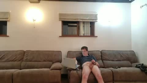 johnathan_stuart33 online show from 29, 6, 2026