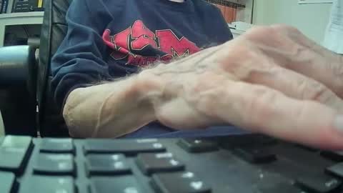 Snapshot of johngp777 chatting on 25, 4, 2026 johngp777 online show from 25, 4, 2026