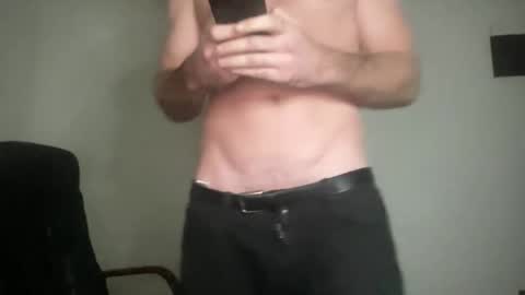 Snapshot of johnla25 chatting on 6, 11, 2025 johnla25 online show from 6, 11, 2025