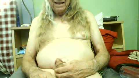 johnnieq1971 online show from 16, 6, 2026