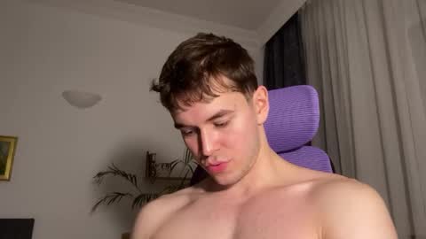 Snapshot of johnnnyhorny chatting on 12, 4, 2026 Johnny online show from 12, 4, 2026