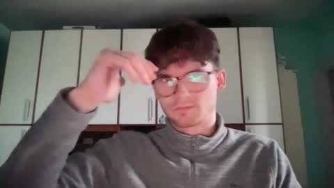 Snapshot of johnny__wood chatting on 18, 12, 2025 Johnny online show from 18, 12, 2025