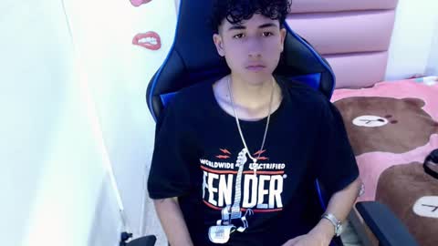 Snapshot of johnny_cagee chatting on 2, 12, 2024 johnny_cagee online show from 2, 12, 2024