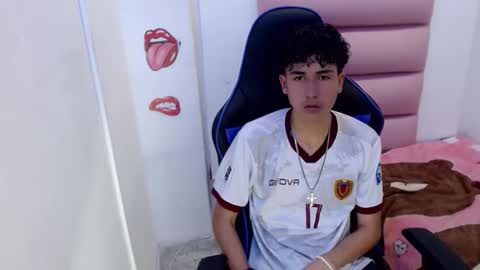 Snapshot of johnny_cagee chatting on 3, 12, 2024 johnny_cagee online show from 3, 12, 2024