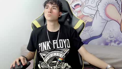 Snapshot of johnny_cagee chatting on 8, 1, 2025 johnny_cagee online show from 8, 1, 2025