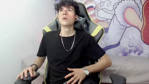 Snapshot of johnny_cagee chatting on 12, 1, 2025 johnny_cagee online show from 12, 1, 2025