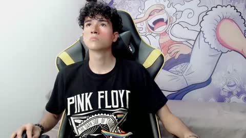 Snapshot of johnny_cagee chatting on 16, 1, 2025 johnny_cagee online show from 16, 1, 2025