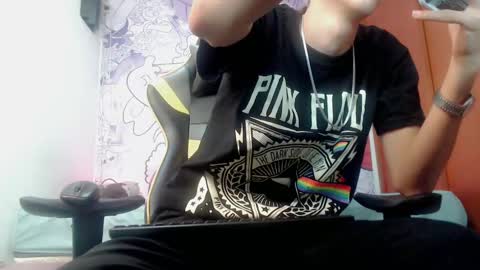 Snapshot of johnny_cagee chatting on 1, 2, 2025 johnny_cagee online show from 1, 2, 2025