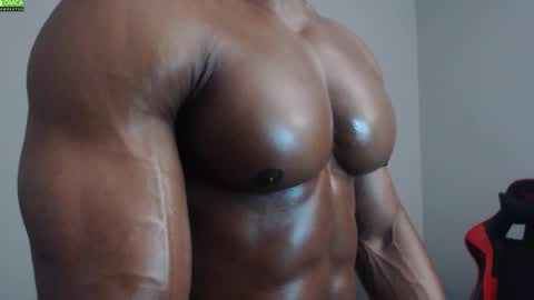 Snapshot of johnnydolce50 chatting on 16, 12, 2025 MASTER OF SUBS BETA SLAVES online show from 16, 12, 2025