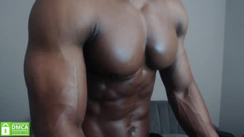 Snapshot of johnnydolce50 chatting on 28, 4, 2026 MASTER OF SUBS BETA SLAVES online show from 28, 4, 2026