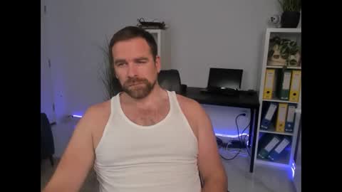 johnnydough82 online show from 1, 12, 2025