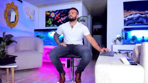 JOHNNY online show from 7, 3, 2025