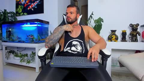 JOHNNY online show from 1, 10, 2025