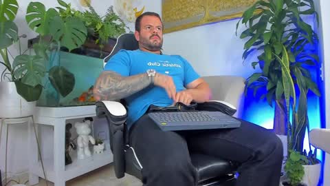 JOHNNY online show from 9, 4, 2026