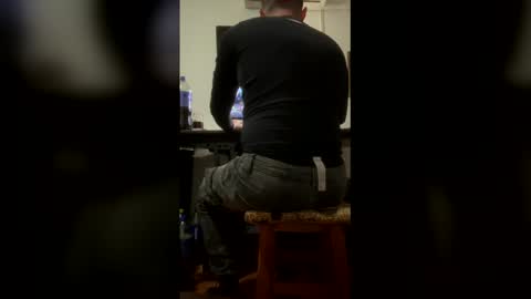 Snapshot of johnnylove21 chatting on 10, 4, 2026 Johnny online show from 10, 4, 2026