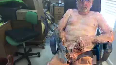 Snapshot of johnnys110153 chatting on 8, 4, 2026 johnnys110153 online show from 8, 4, 2026