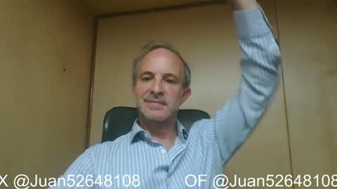 Snapshot of johnq_23 chatting on 17, 4, 2026 John online show from 17, 4, 2026
