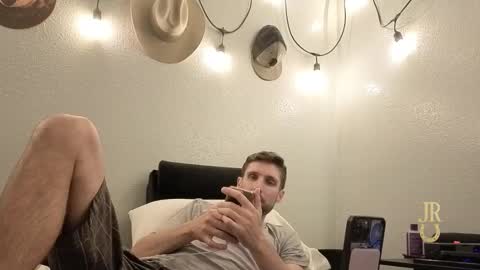 Give John Ryan A Thumbs Up online show from 7, 11, 2025