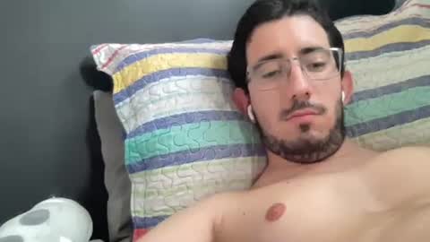 Snapshot of johnukber chatting on 11, 9, 2025 John Ukber online show from 11, 9, 2025