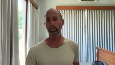Snapshot of johnvincentshrader chatting on 19, 4, 2026 Amitabha8282 online show from 19, 4, 2026