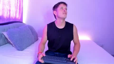 Snapshot of johnycooper08 chatting on 22, 6, 2026 johnycooper08 online show from 22, 6, 2026