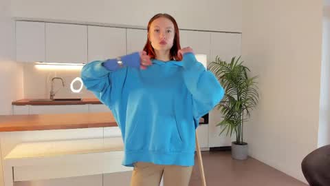 Snapshot of joielagos chatting on 22, 4, 2026 Alva online show from 22, 4, 2026