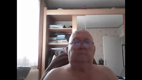 Snapshot of jojo60000529566 chatting on 29, 4, 2026 jojo60000529566 online show from 29, 4, 2026