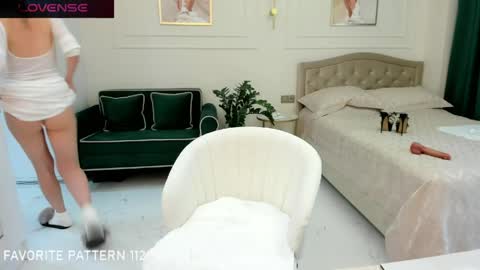 Snapshot of jolie_ozolla chatting on 17, 4, 2026 Jolie Ozolla online show from 17, 4, 2026