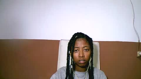 Snapshot of joliekah27 chatting on 20, 2, 2025 joliekah27 online show from 20, 2, 2025