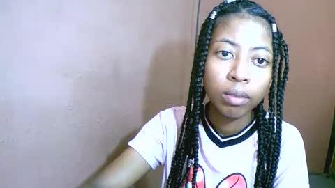 Snapshot of joliekah27 chatting on 27, 2, 2025 joliekah27 online show from 27, 2, 2025