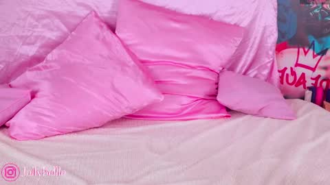 Snapshot of jollly_belle chatting on 6, 4, 2026 Belle online show from 6, 4, 2026