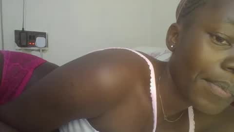 Snapshot of jollynabeb chatting on 2, 3, 2025 jollynabeb online show from 2, 3, 2025