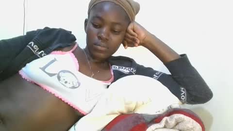 Snapshot of jollynabeb chatting on 14, 9, 2025 jollynabeb online show from 14, 9, 2025